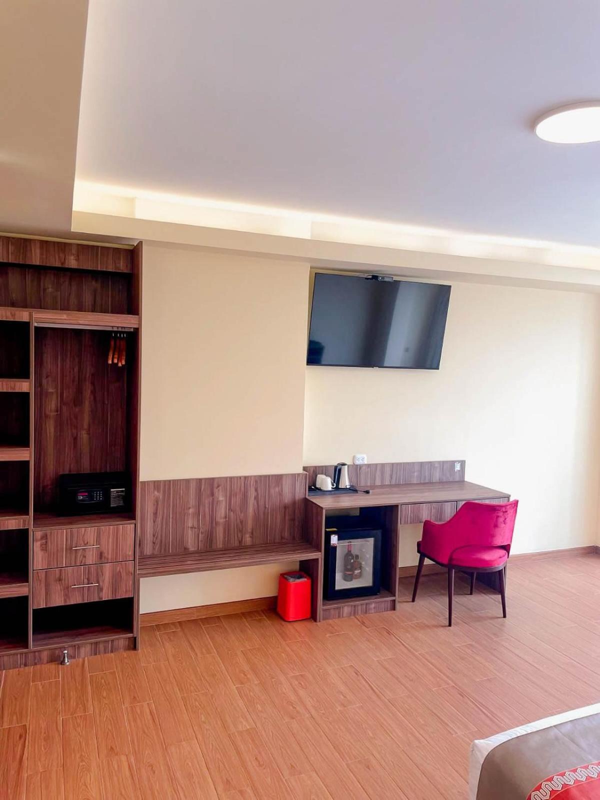 Sm Hotel Plus ليما المظهر الخارجي الصورة